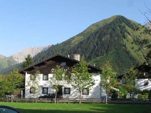 Gästehaus-Pension Caroline Berwang Exterior foto